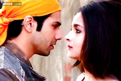 Alia Bhatt is the Robert De Niro of our generation: Varun Dhawan