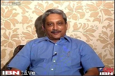 'Strong response' needed to counter terror attacks: Manohar Parrikar