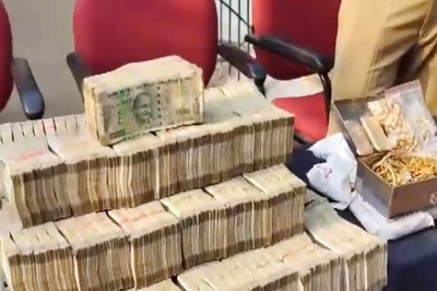 Ahead Of Lok Sabha Polls, Karnataka Police Seize Rs 5.6 Crore Cash, 106 Kg Jewellery In Bellary