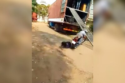 Royal Enfield Motorcycle Falling off an Unloading Ramp Shows Importance of Safety Gear - Watch Video