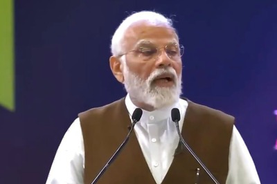 'Chunav Mein Safai...': Targeting Oppn, PM Modi's Light Moment with Content Creators, Congratulates Winners