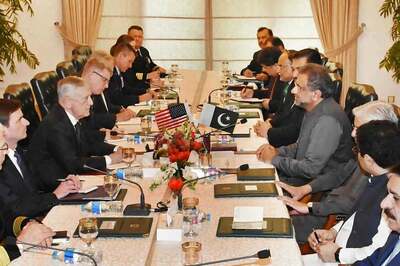 US Defence Secretary Tells Pakistan to 'Redouble' Efforts Against Terrorists on Its Soil