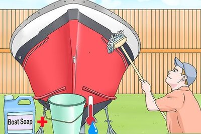 How to Restore the Gelcoat on a Boat