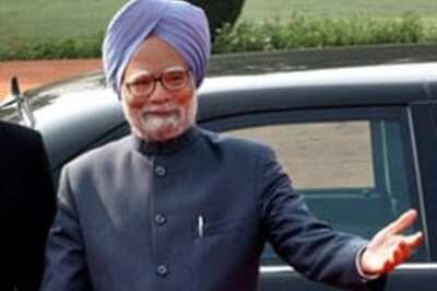 PM expects telecom user base to touch 700 mn by 2012