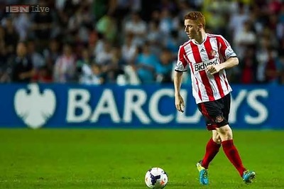 Newcastle sign Sunderland's Jack Colback