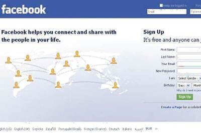 Iranian ministers open pages on banned Facebook