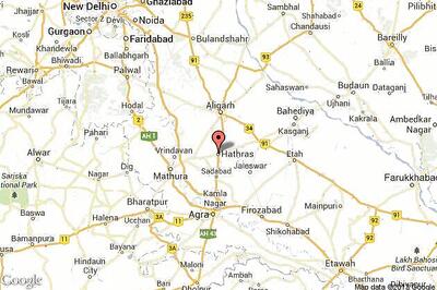 Teacher arrested for impersonating as SP MP's personal assistant