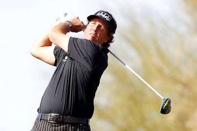 Mickelson surges six ahead in Phoenix