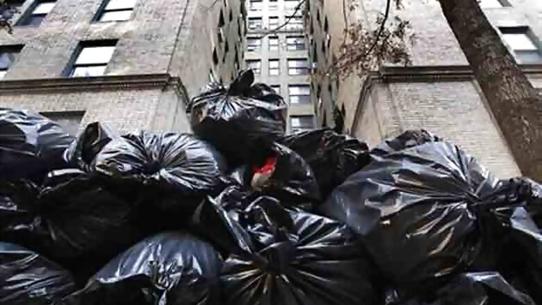 Garbage piles, Bangalore city stinks