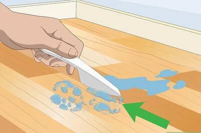 How to Remove Acrylic Paint from Wood