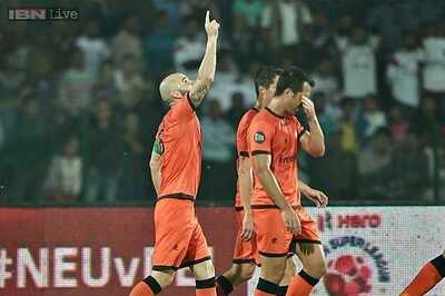 Delhi Dynamos face must-win battle against Chennaiyin in ISL