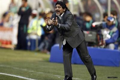 Maradona apologises to Platini but not Pele