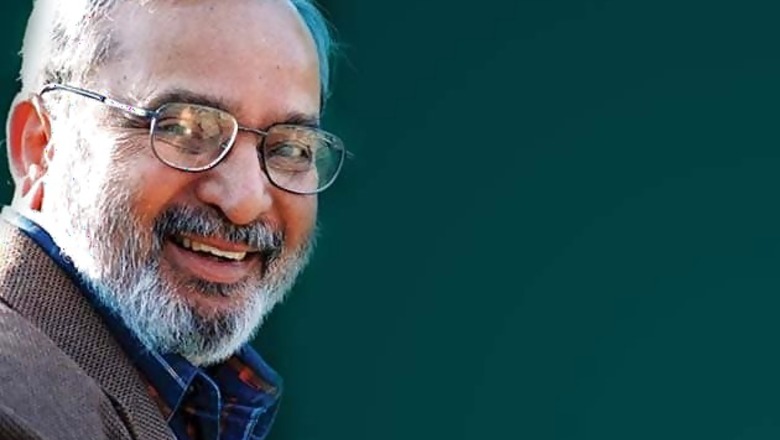 Narendra Modi fans send money to Ananthamurthy, ask him to quit India