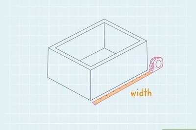 How to Figure How Many Gallons in a Tank