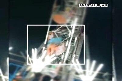 10-Year-Old Girl Crushed Under Ferris Wheel in Andhra’s Anantapur After Operator 'Ignores' Warning