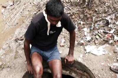Centre Says No Death Reported Due to Manual Scavenging, Activists Decry Govt Response