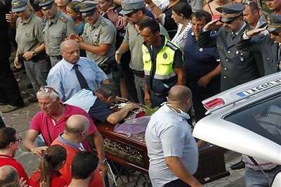 Italy: 38 killed as bus plunges off viaduct