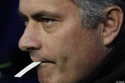 Mourinho plans $ 50mn bid for Fabregas