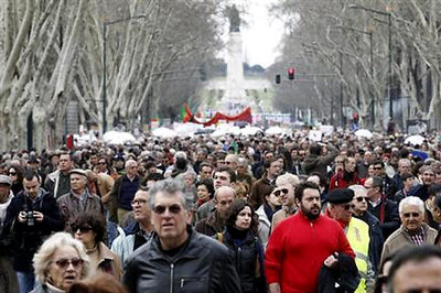 Portuguese march against austerity, demand govt step down