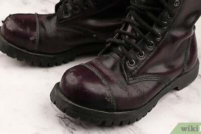 How to Remove Dark Scuffs From Shoes