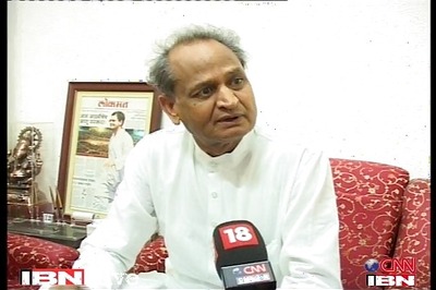 Making all efforts to facilitate industry: Gehlot