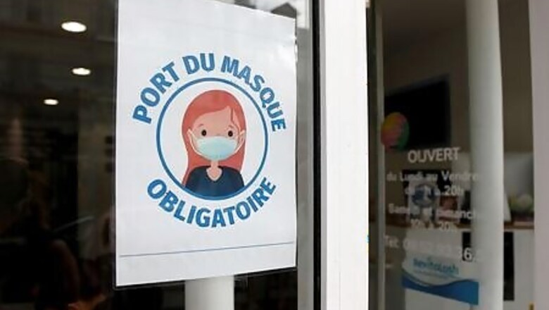 Second COVID wave highly likely to hit France this year, scientists say
