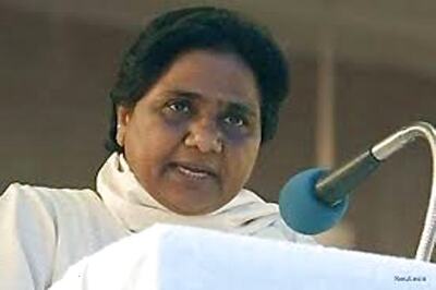 Increase BSP base among upper class voters, Mayawati tells party leaders