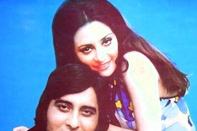 Saira Banu Recalls When Vinod Khanna Took A Hiatus To Follow Osho: 'You Are Too Promising, Please Don't...'