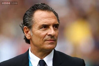 Galatasaray in talks with Cesare Prandelli
