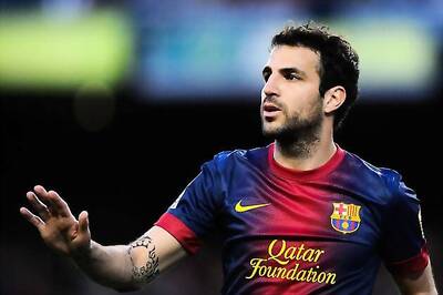 Vilanova says Fabregas wants to stay at Barcelona