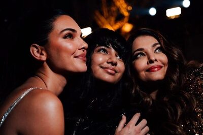 Aishwarya Rai, Aaradhya Bachchan Take A Selfie With Kendall Jenner At Paris Fashion Week; Photo Goes Viral