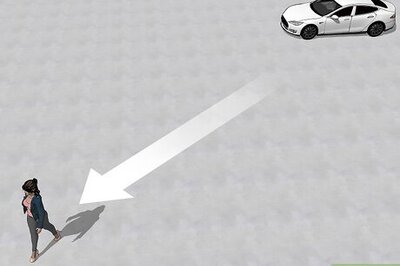 6 Quick Ways to Lock a Tesla Model 3, Y, S, or X