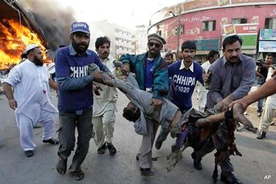 21 missing Pakistani policemen found shot dead