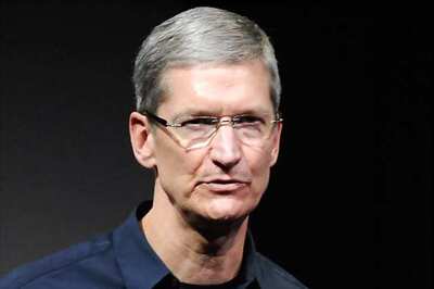 Tim Cook receives Human Rights Campaign's Visibility Award for supporting LGBT initiative
