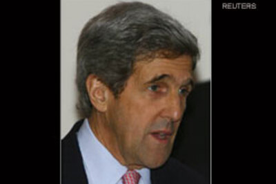 US Senator Kerry urges Pakistan to control ISI moves