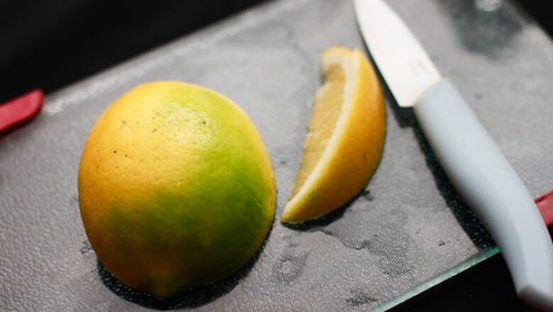 How to Make a Gold Margarita