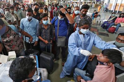 India Remains Vulnerable to Further Waves of Covid-19: Fitch Ratings