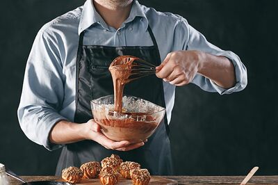 From Myth to Mastery: Unveiling the Non-Stick Bakeware Secret for Flawless Cakes