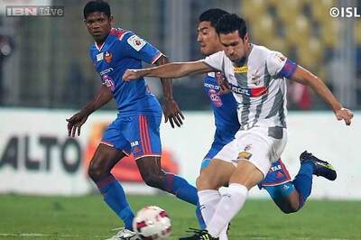 ISL: Atletico de Kolkata humble FC Goa to book a spot in final
