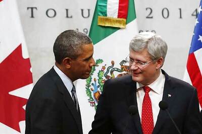 Obama to deliver beer to Canada PM, after losing hockey bet