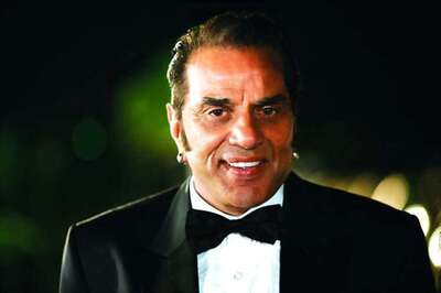 Dharmendra: Taking grandson in my hand reminded me of the time I first held my own children
