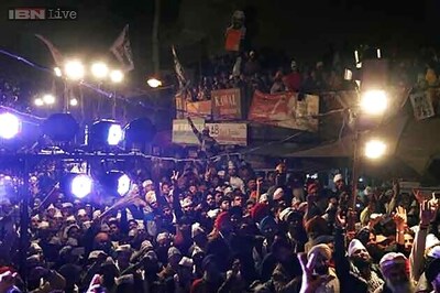 In a nail-biting battle for Delhi, all eyes on a dozen high profile seats