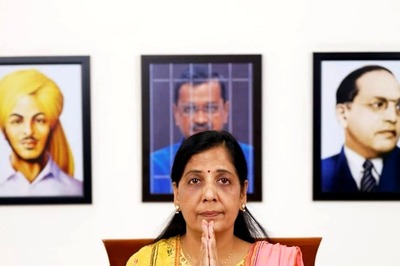 After Arvind Kejriwal, His Wife in Trouble? Plea in Delhi Court Over Viral Video 'Conspiracy' to 'Gain Public Sentiments'