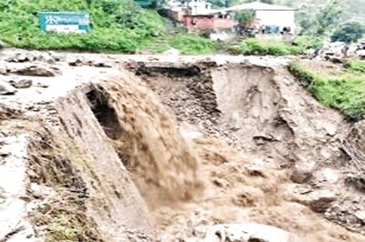 Met Dept Issues Flash Floods Warning in J&K, Orange Alert for 8 Districts of Himachal Pradesh