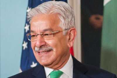 'We're Living in a Bankrupt Country’: Pakistan Defence Minister Blames Govt for Economic Crisis