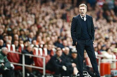 David Moyes will focus on rebuilding United for Champions League