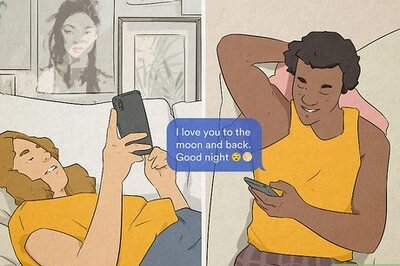 How to Say Goodnight to Your Girlfriend over Text