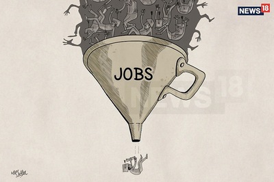 Engineers, MBA Grads May be Left Out in the Cold as Mass Recruiters Dry Up