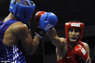 Asiad: Vijender storms into boxing quarters