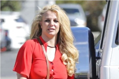 Britney Spears Spotted Wearing Medical Boot